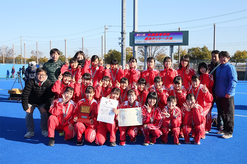 Senbatsu-Women_2019-3_pic10-isurugi